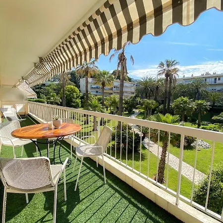 Superb In With Magnificent View ! Apartment Cannes